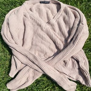 Brandy Melville Cropped pink sweater